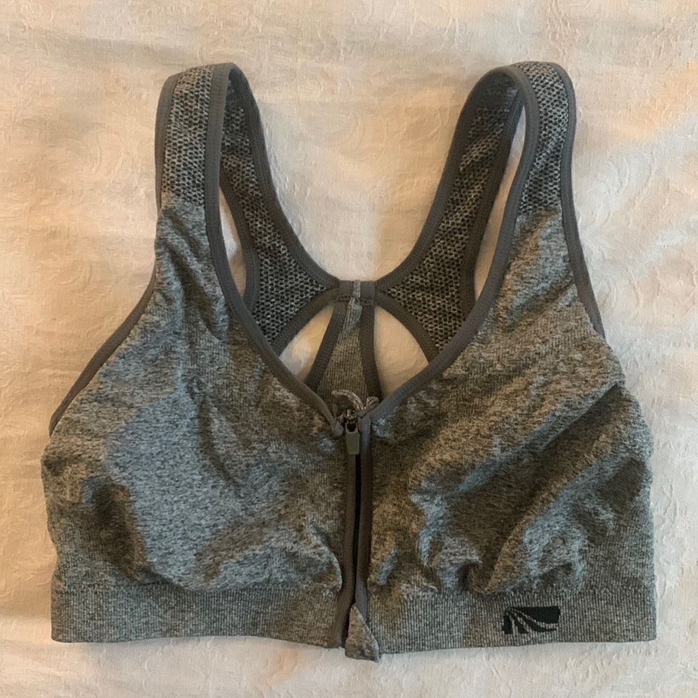 Women’s Sport Bra Size M Gray Yoga Workout Bra